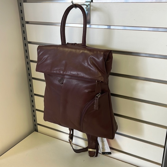 Burgundy 100% Leather 5 compartment mini backpack with adjustable straps - Picture 3 of 7